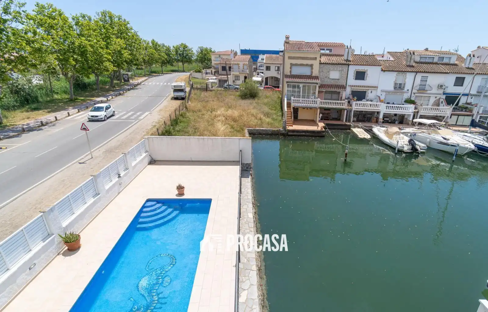 Piscina de Casa o xalet en venda en Empuriabrava amb Aire condicionat, Piscina i Moblat