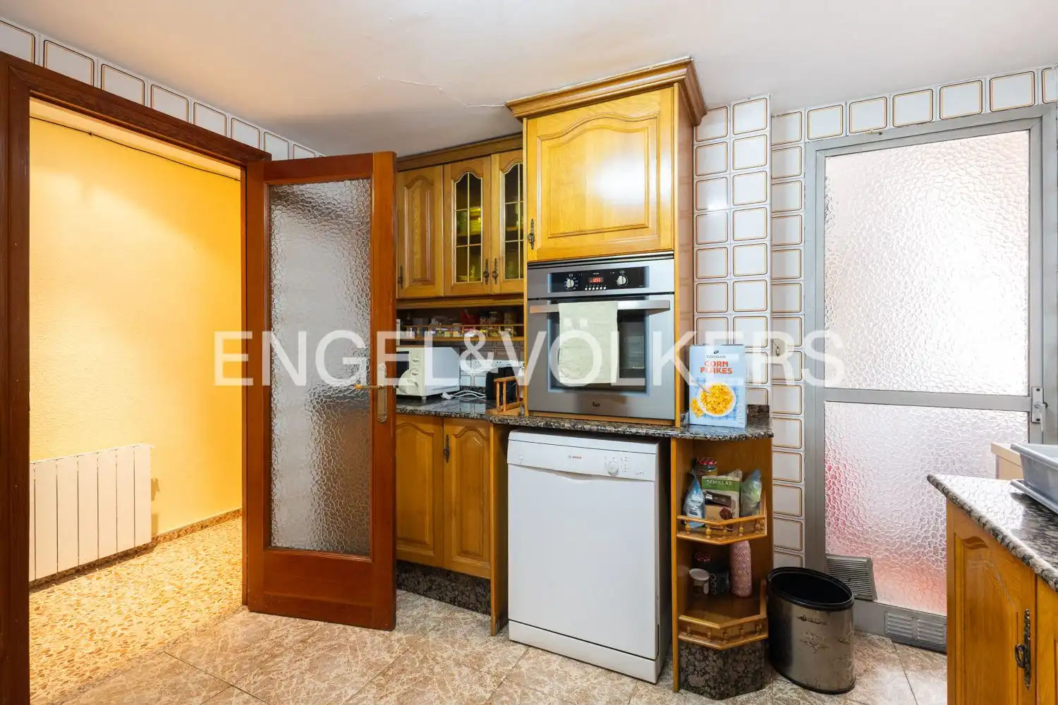 Cocina de Piso de alquiler en Valencia con Aire acondicionado, Calefacción y Terraza