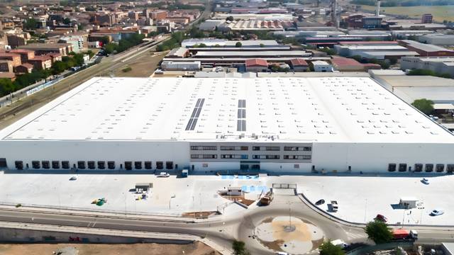 Nave industrial en Alquiler en Calle la Electrónica en La Estación