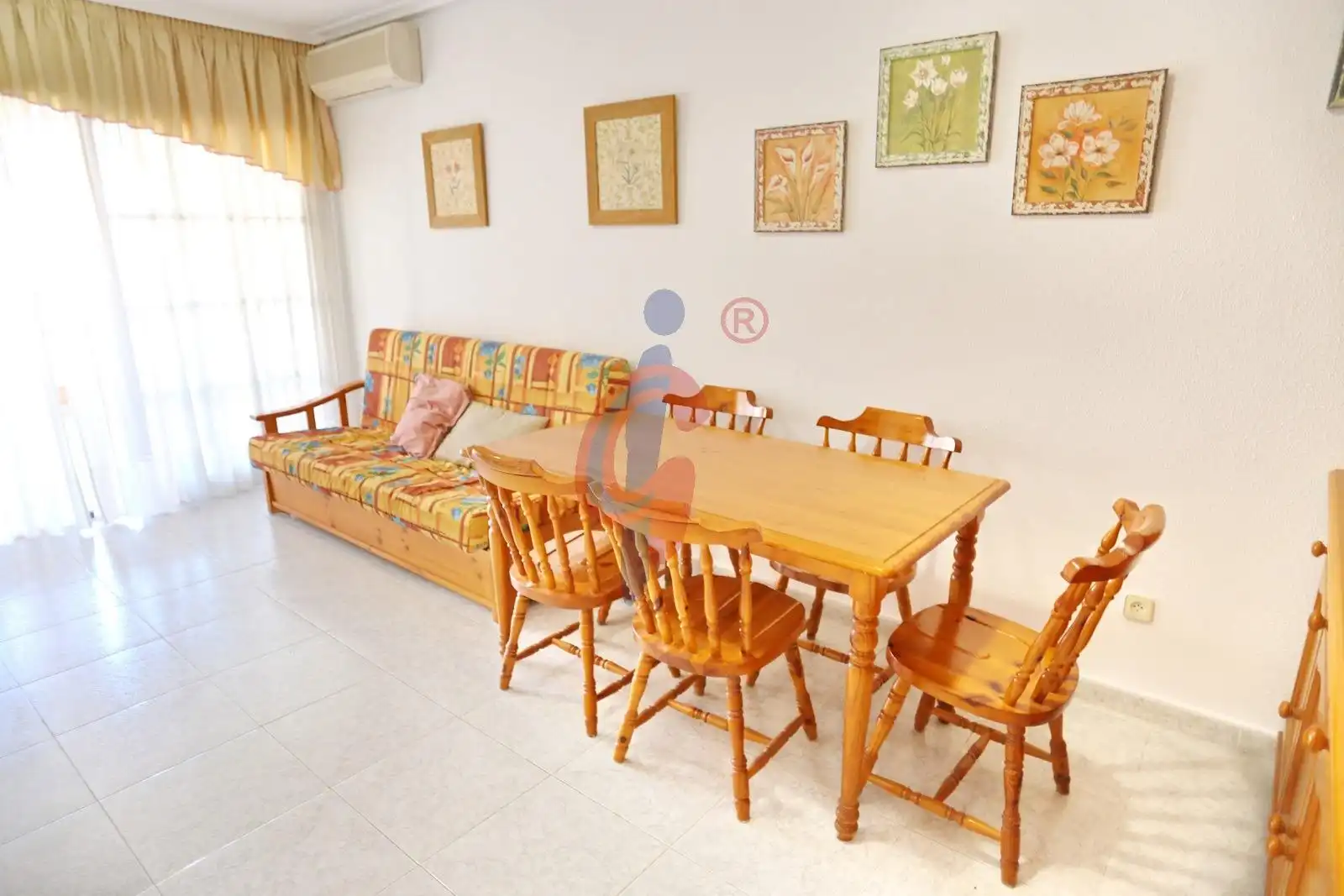Living room of Apartments for sale in Guardamar del Segura  with Air Conditioner, Terrace and Furnished