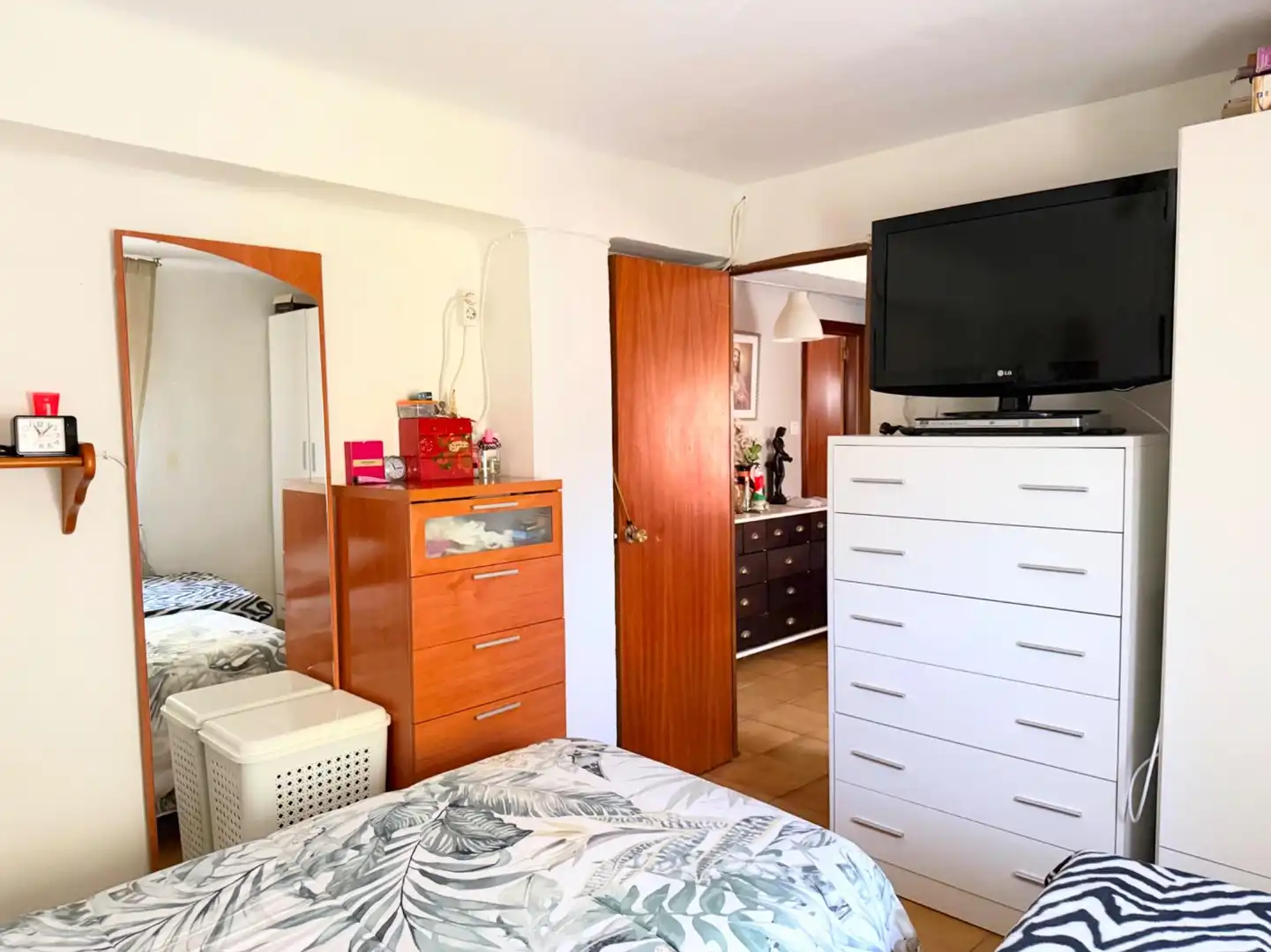 Habitación de Piso en venta en Sevilla con Aire acondicionado, Calefacción y Trastero