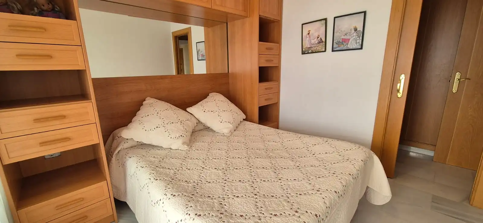 Bedroom of Flat for sale in Benidorm  with Air Conditioner, Terrace and Furnished