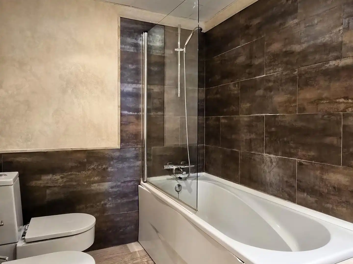 Badezimmer von Maisonette zum Verkauf in L'Ametlla de Mar  mit Klimaanlage, Heizung und Terrasse