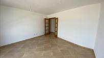 Apartament en venda en Cee amb Parquet i Terrassa