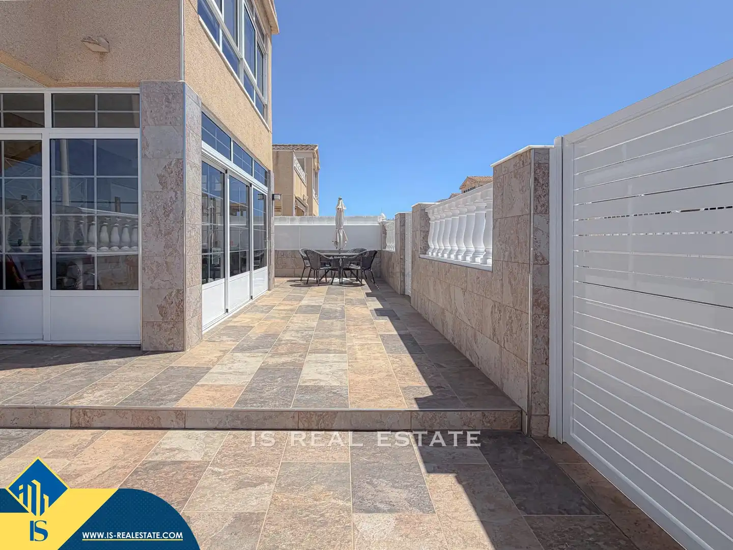 Terraza de Casa o chalet en venta en Torrevieja con Terraza, Amueblado y Piscina comunitaria
