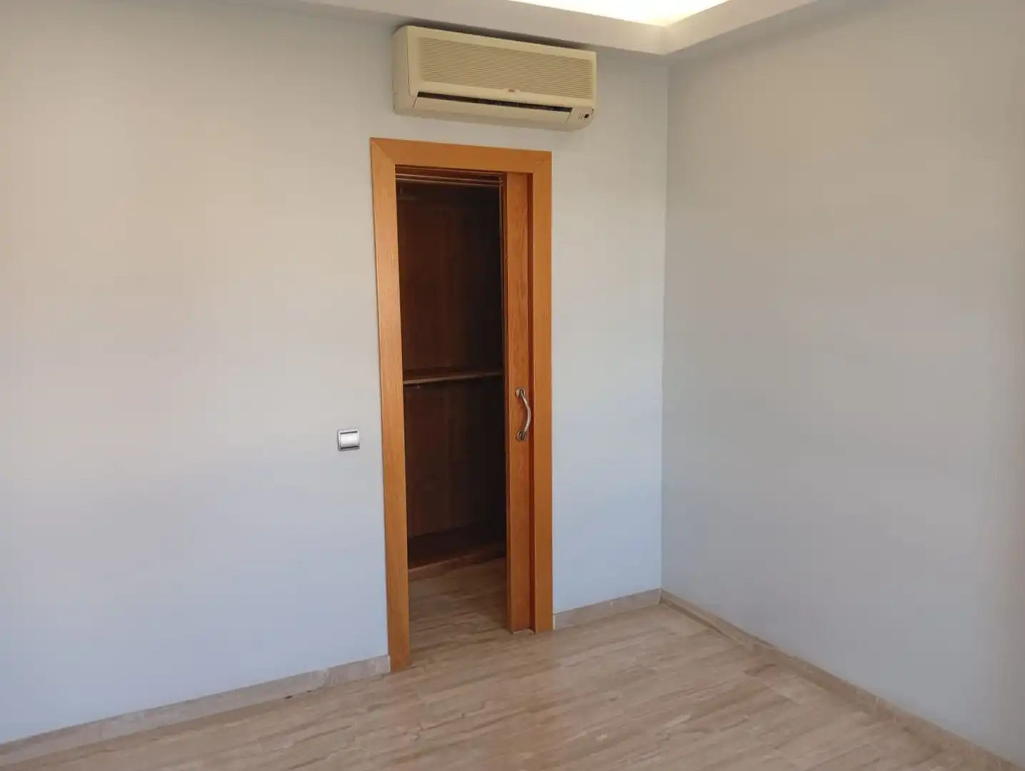 Bedroom of Flat for rent in Málaga  with Air Conditioner and Furnished