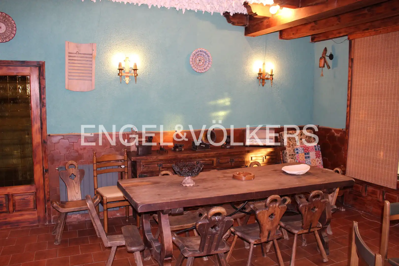 Comedor de Casa o chalet en venta en Cabanillas de la Sierra con Calefacción, Jardín privado y Piscina