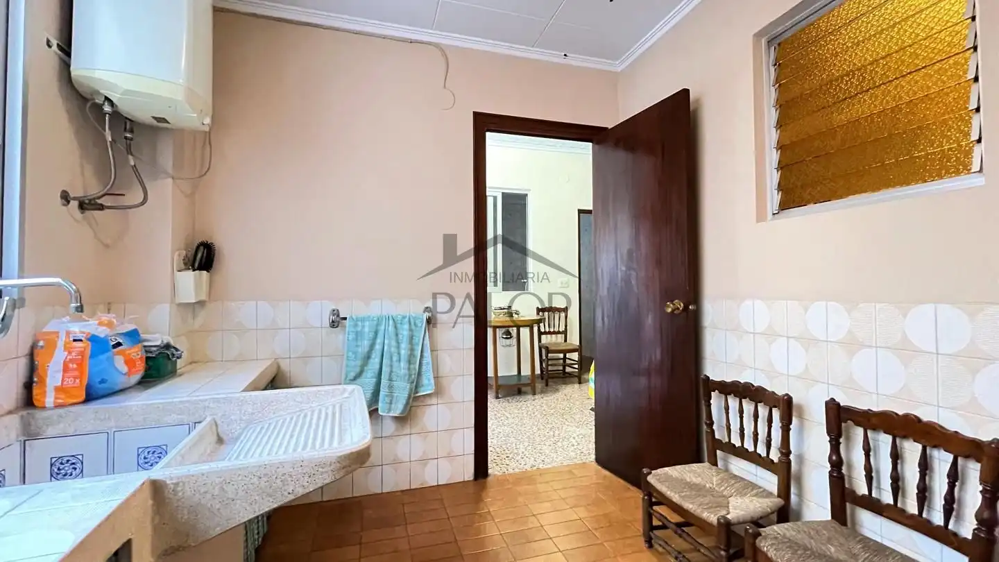 Vista exterior de Casa o xalet en venda en Carcaixent amb Terrassa i Traster