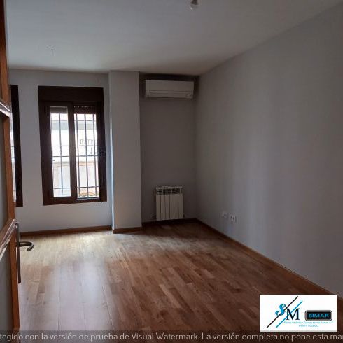 Schlafzimmer von Wohnung zum Verkauf in Bargas mit Klimaanlage, Heizung und Parkett