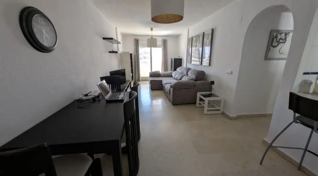 Apartamento con piscina en venta en Torrequebrada, imagen 4
