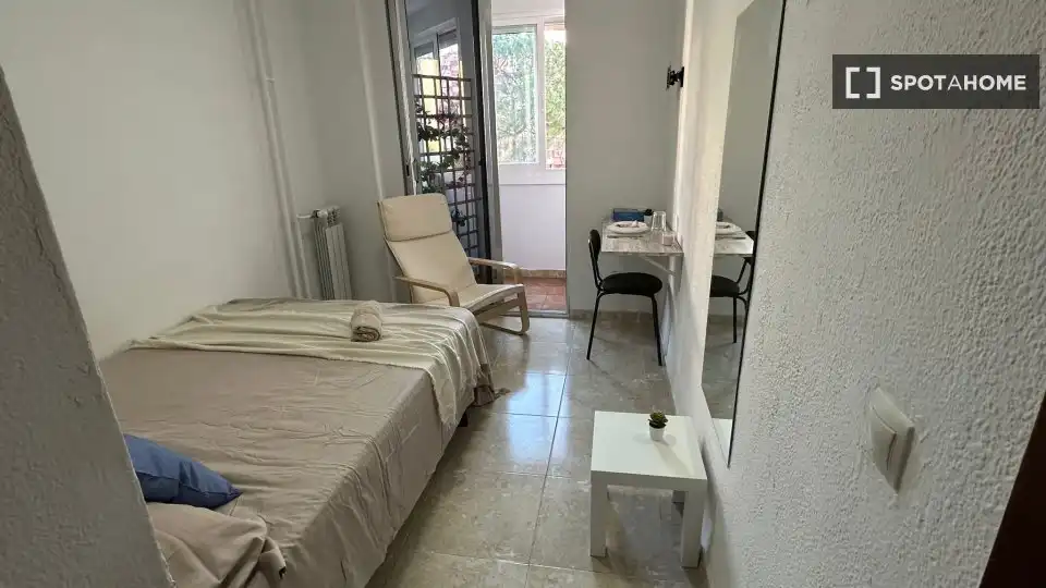 Habitació a Villafontana - Estoril I