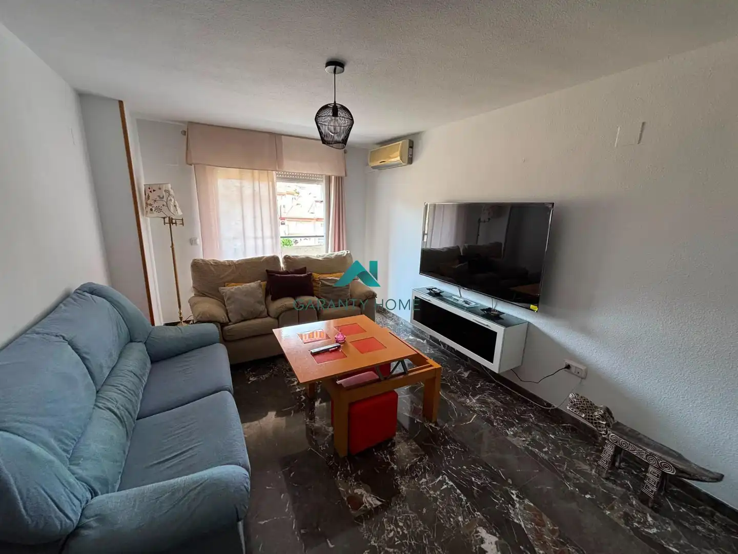 Sala de estar de Piso de alquiler en Jaén con Aire acondicionado, Terraza y Amueblado