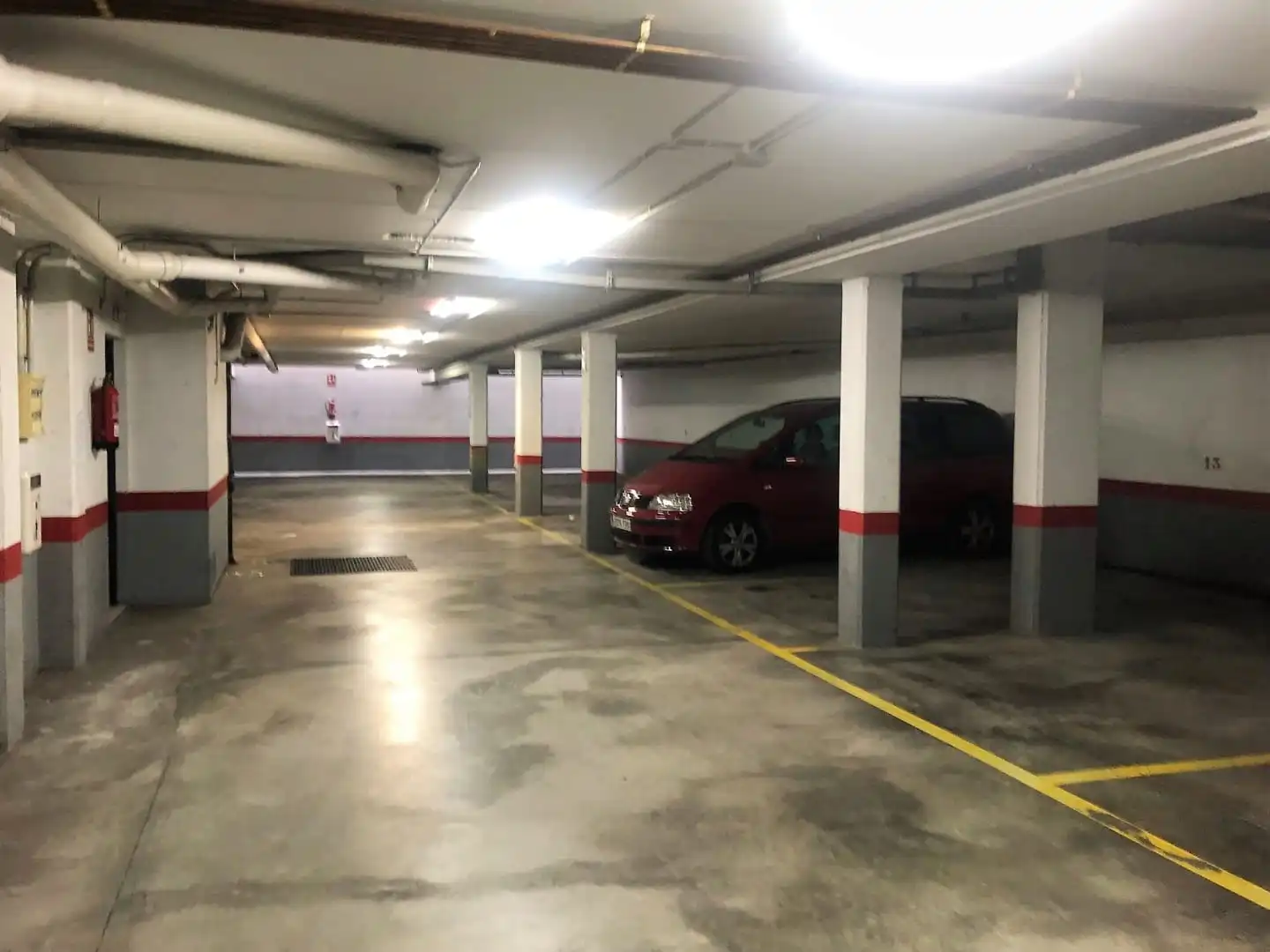 Parkplatz zum Verkauf in C/ Francesc Pi i Margall, imagen 3