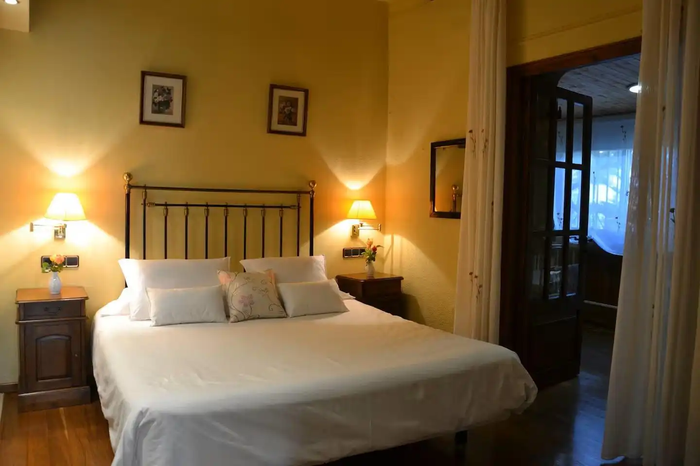 Bedroom of Commercial properties for sale in Peralada