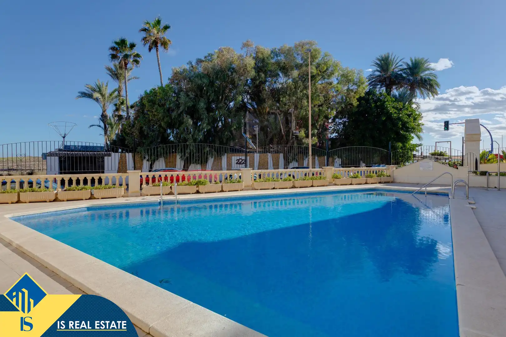 Apartamento con piscina en venta en Playa de los Locos, imagen 43
