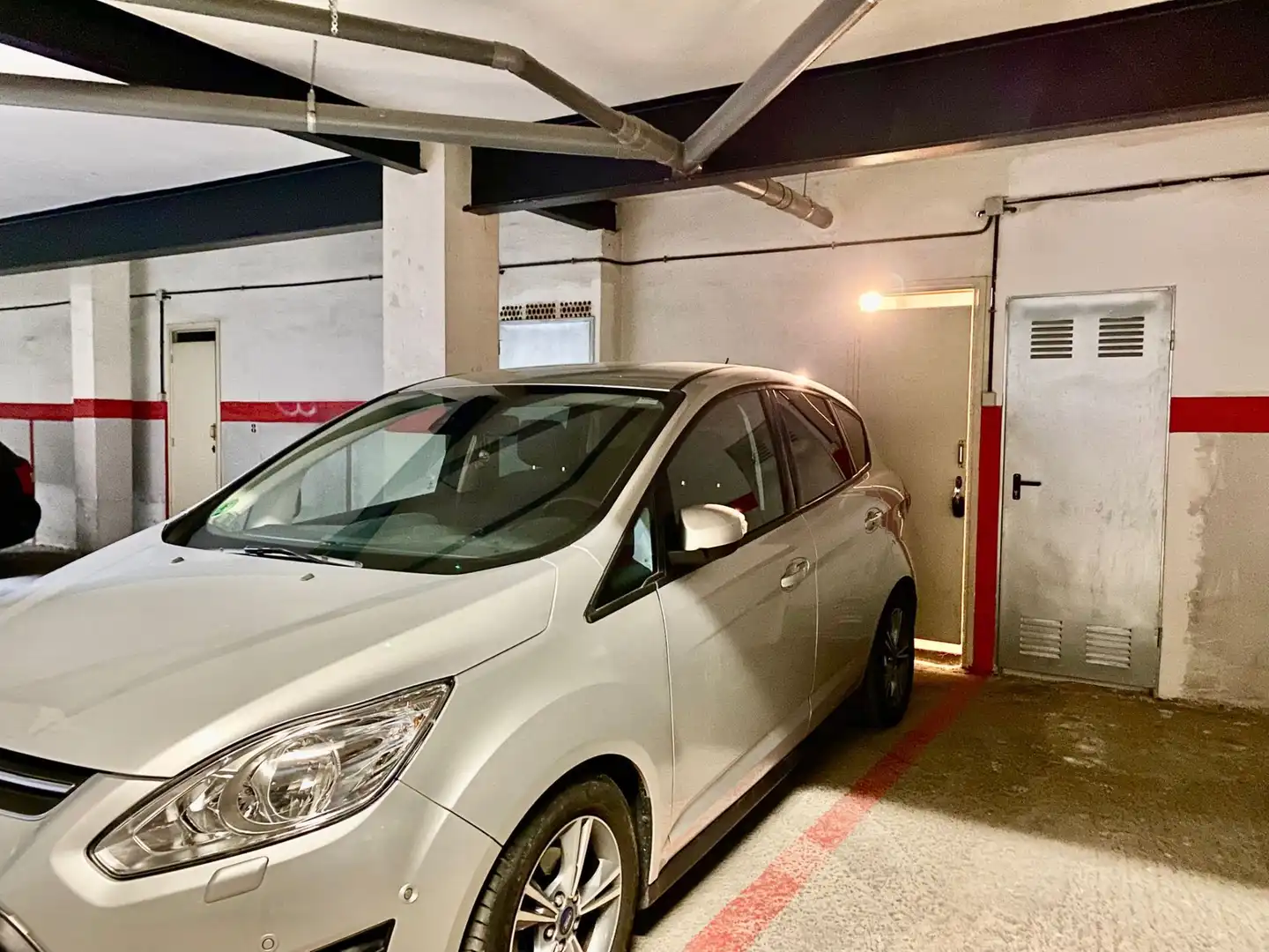 Aparcament de Pis en venda en Torredembarra amb Aire condicionat, Traster i Piscina comunitària