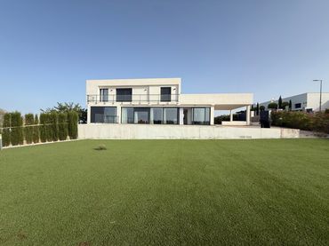 Villa con balcone in vendita a El Ràfol d'Almúnia
