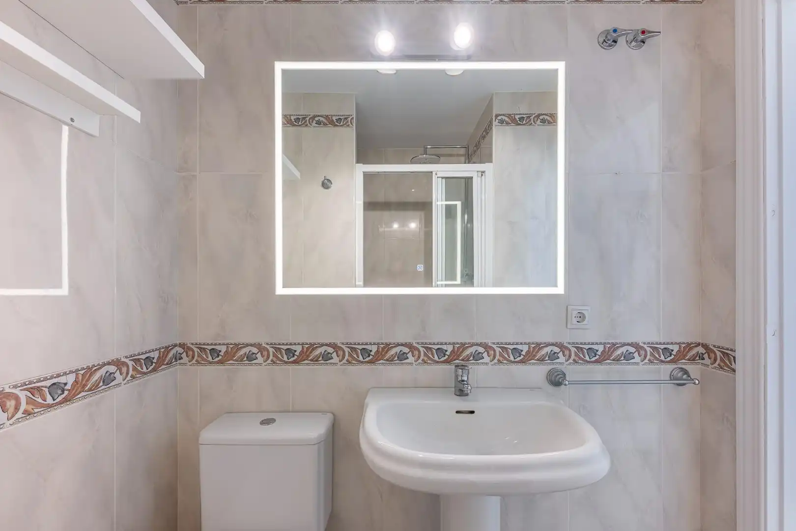 Appartement compact avec ascenseur à louer à Calle QUEMADA, imagen 25