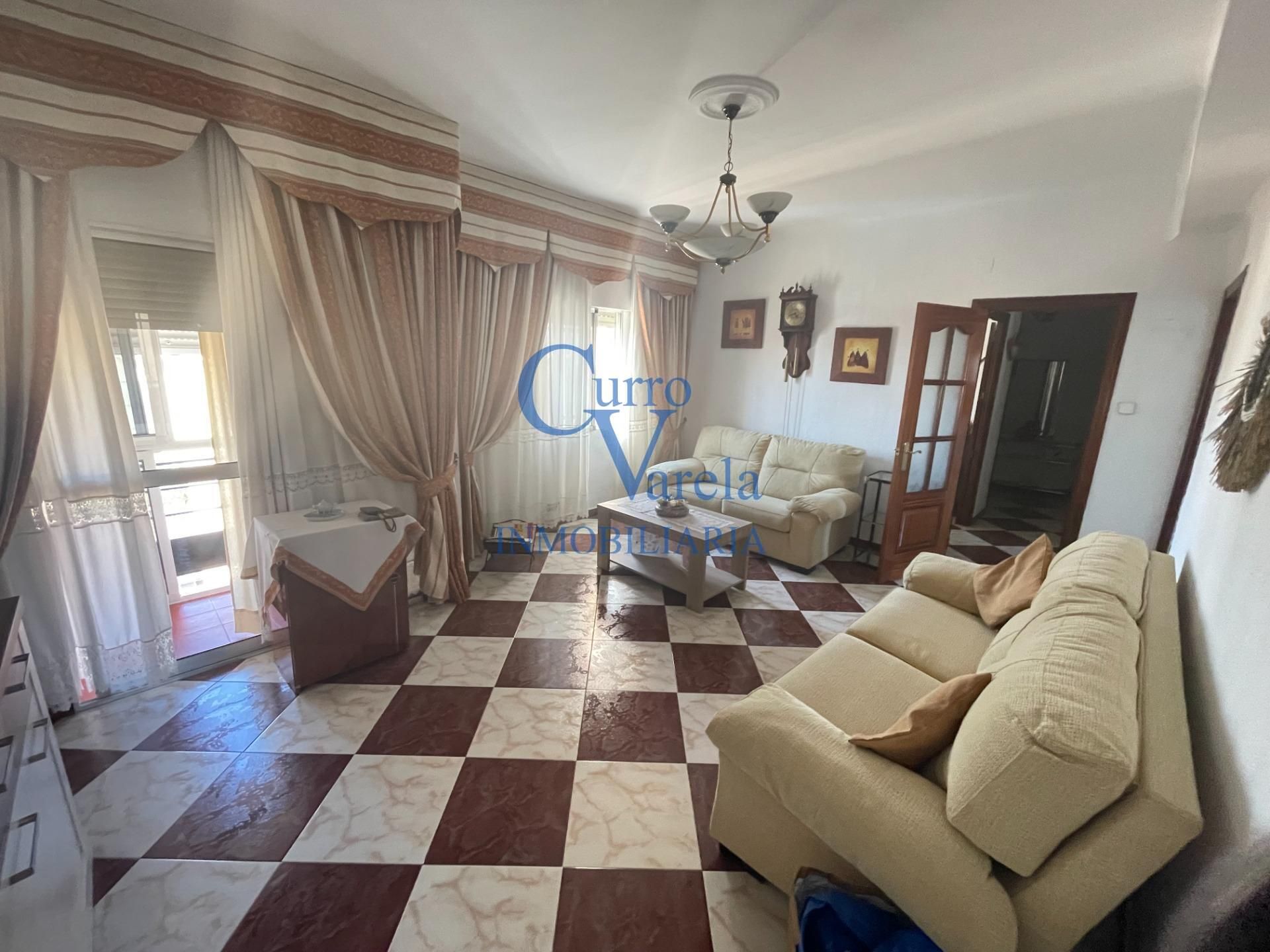 Sala d'estar de Pis en venda en  Sevilla Capital amb Aire condicionat i Terrassa