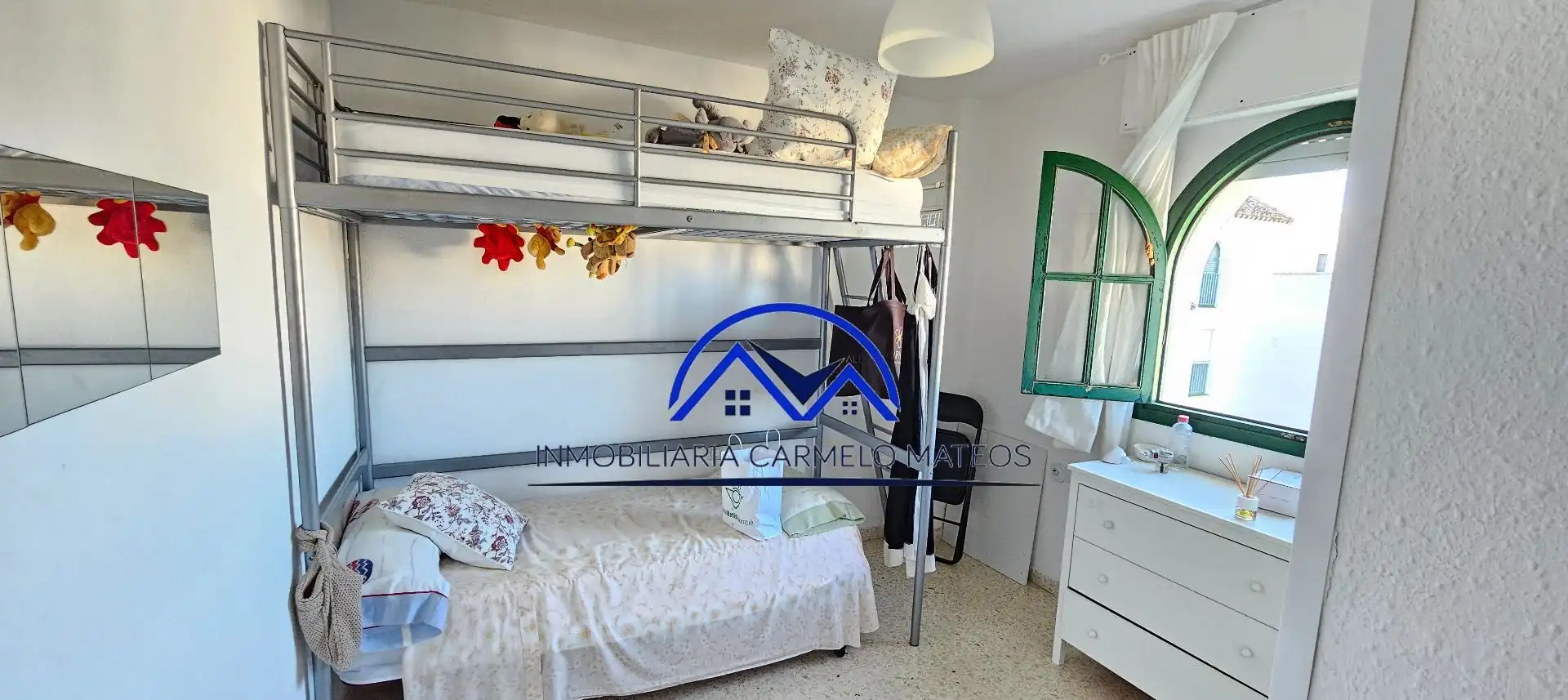 Wohnung zur Miete in V Centenario - Piletas - Capuchinos