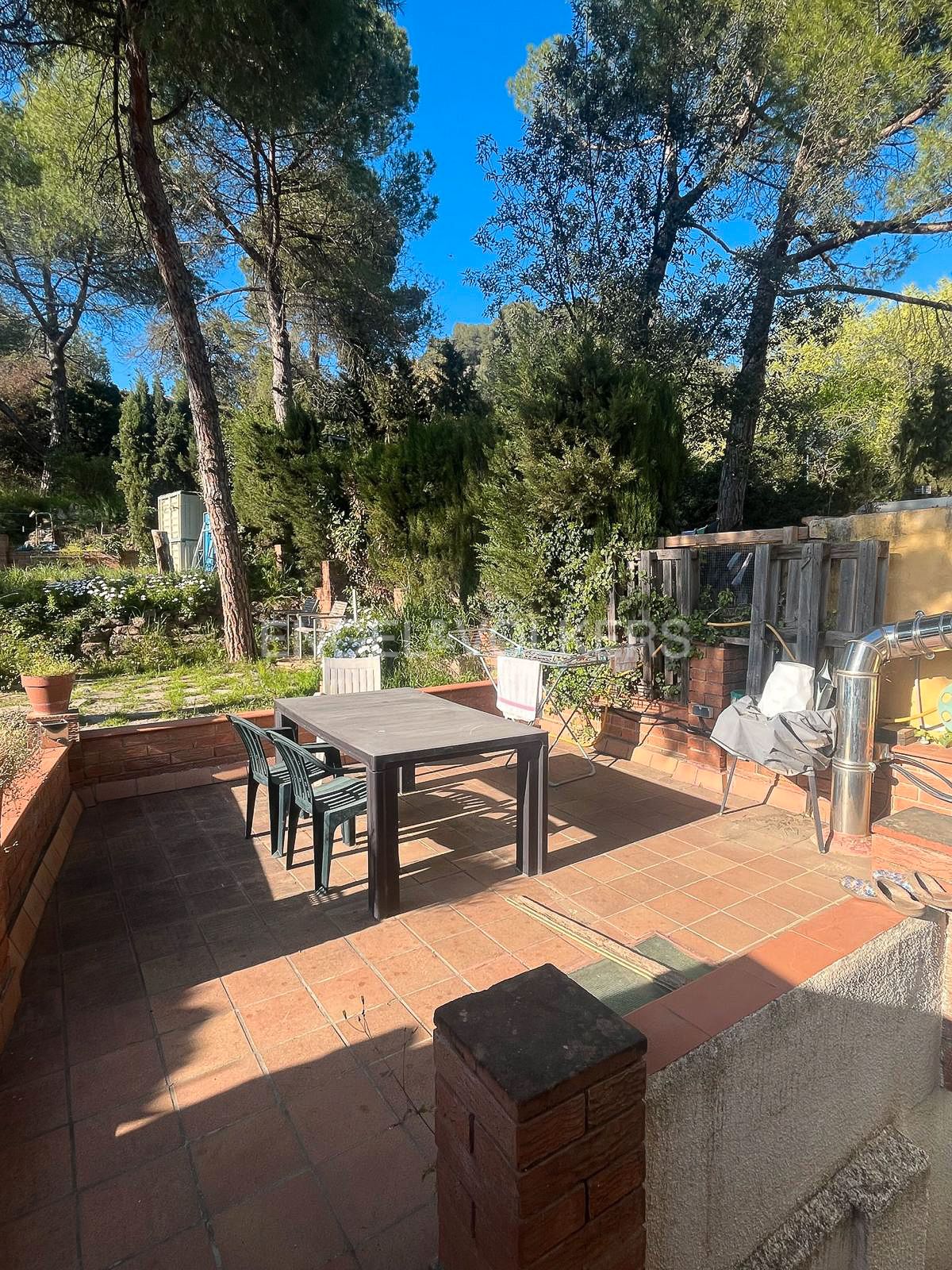 Terrassa de Casa o xalet en venda en Vacarisses amb Calefacció, Jardí privat i Parquet