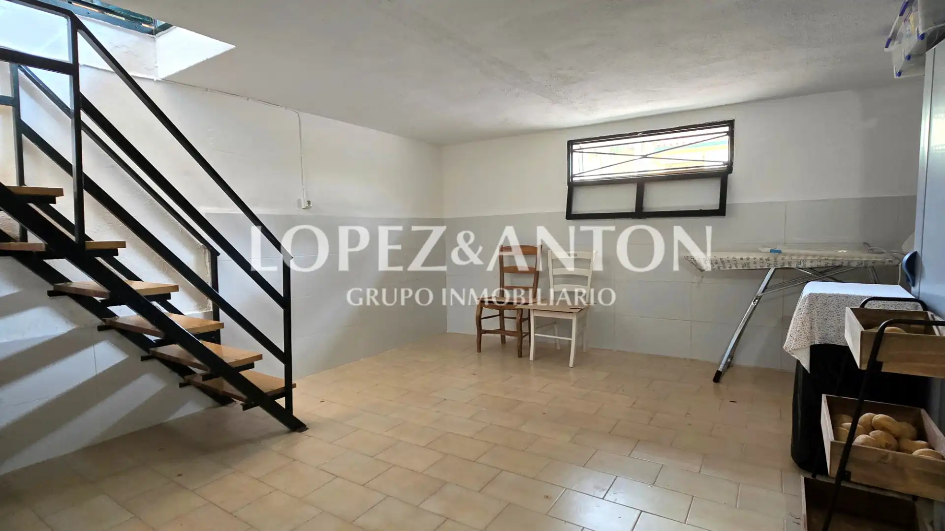 Houses for sale in L'Eliana  with Air Conditioner, Private garden and Terrace
