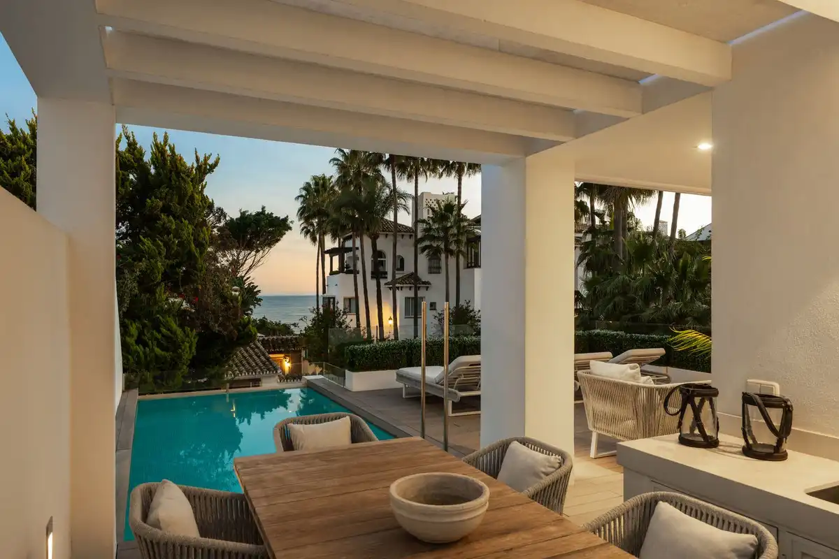 Terrace of Detached homes for sale in Marbella  with Air Conditioner, Private garden and Terrace