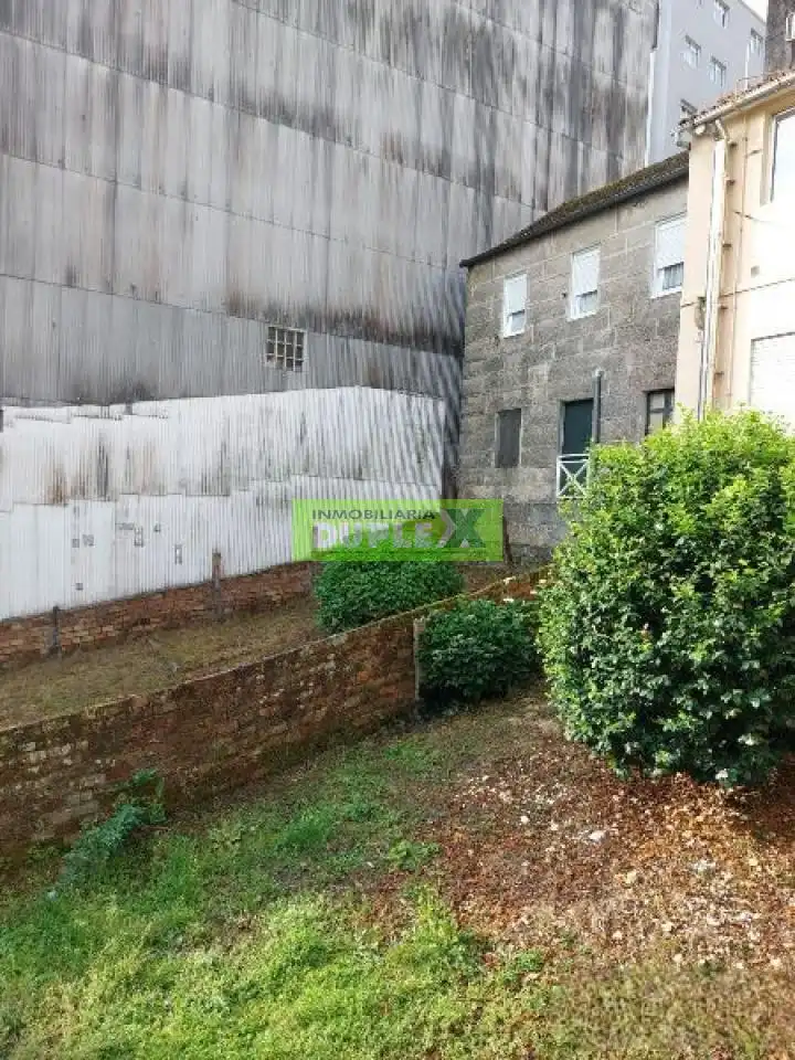 Vista exterior de Casa o chalet en venta en Pontevedra Capital  con Calefacción, Jardín privado y Trastero