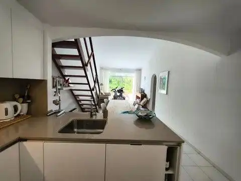Küche von Dachboden zum Verkauf in Pals mit Terrasse, Möbliert und Gemeinschaftspool