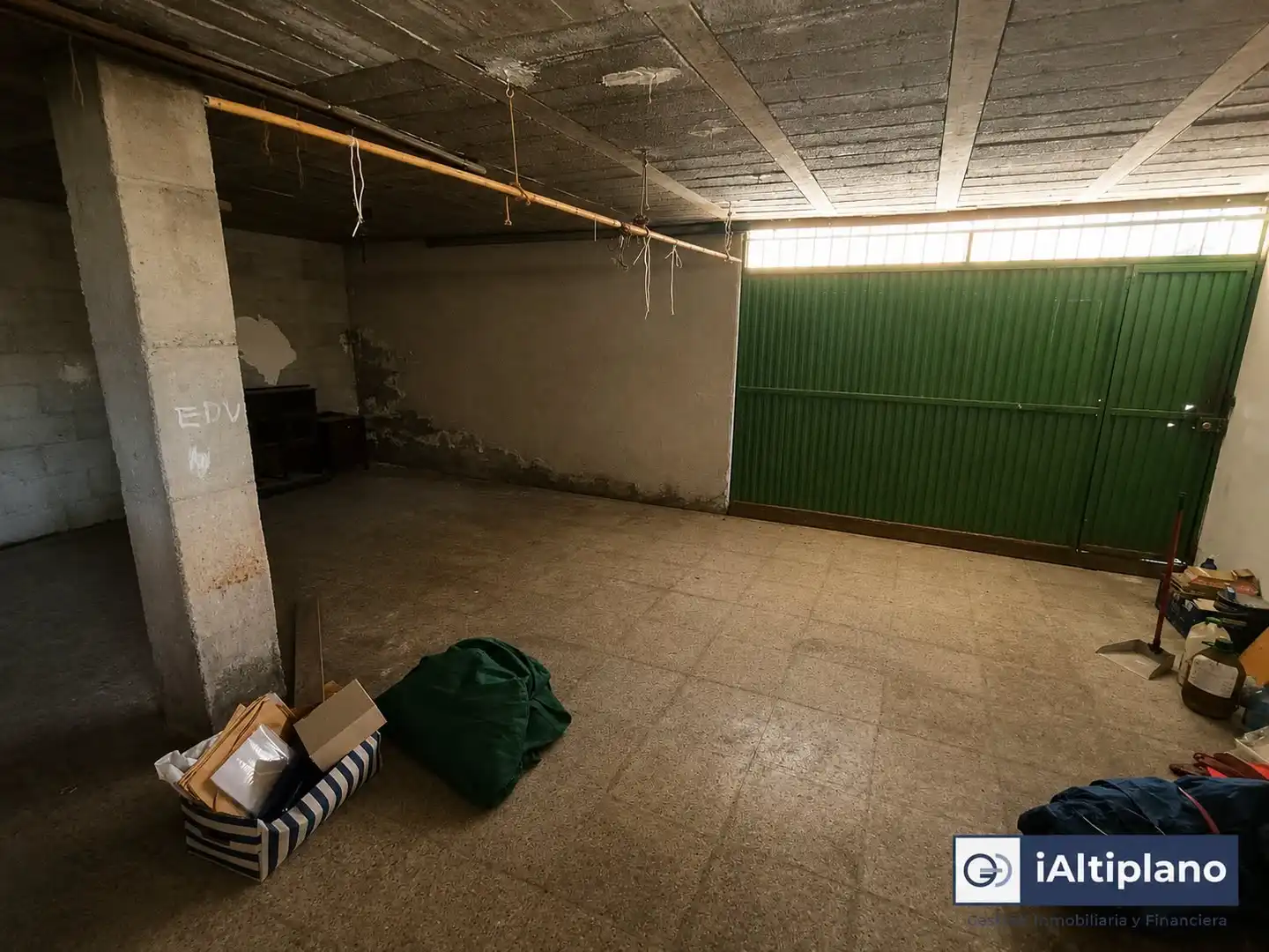 Houses for sale in Baza  with Heating, Private garden and Terrace