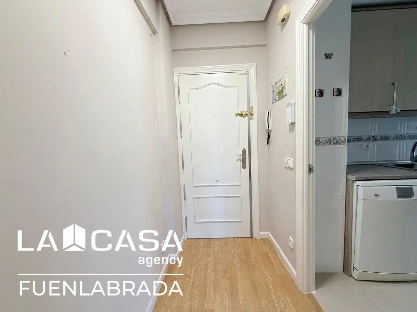 Flat for sale in Fuenlabrada  with Oven and Washing machine