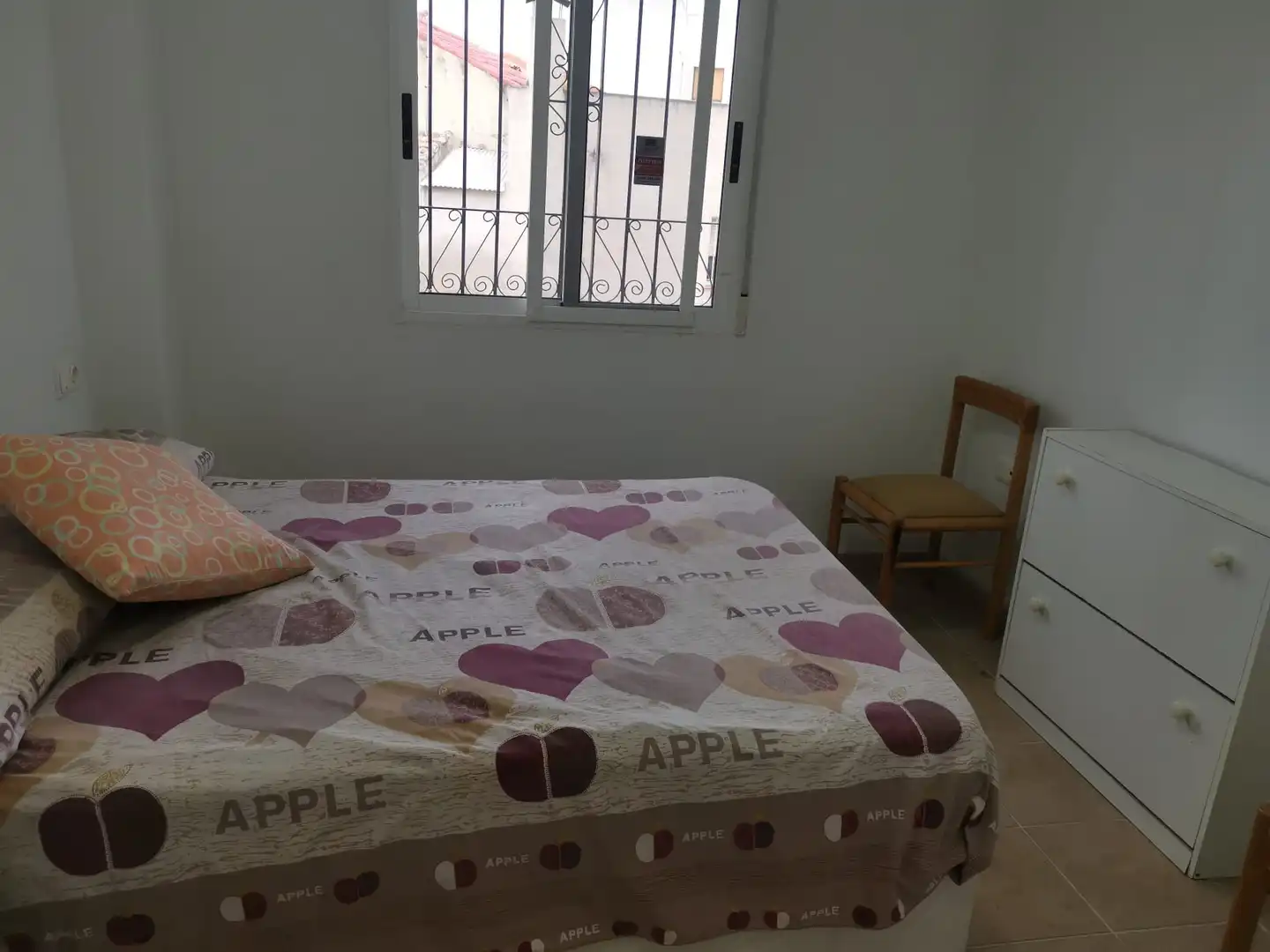 Habitación de Piso de alquiler en Jacarilla, Alicante