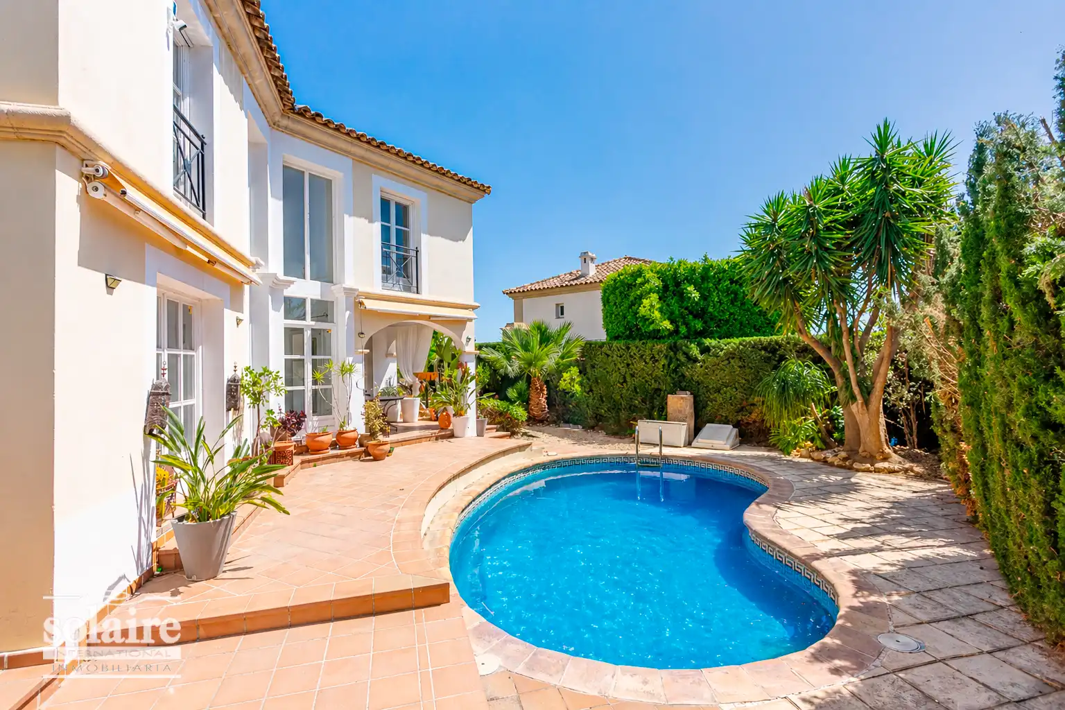 Piscina de Casa o chalet en venta en Finestrat con Aire acondicionado, Jardín privado y Terraza