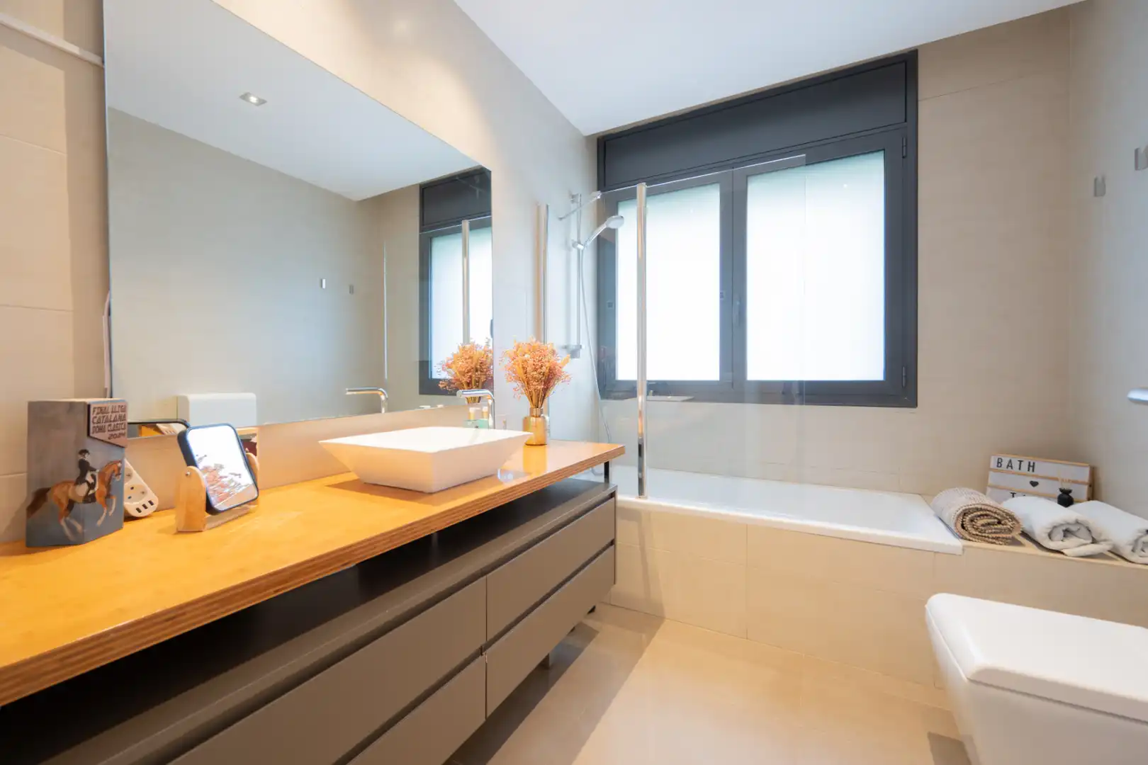 Baño de Casa o chalet en venta en Sant Cugat del Vallès con Aire acondicionado, Calefacción y Jardín privado