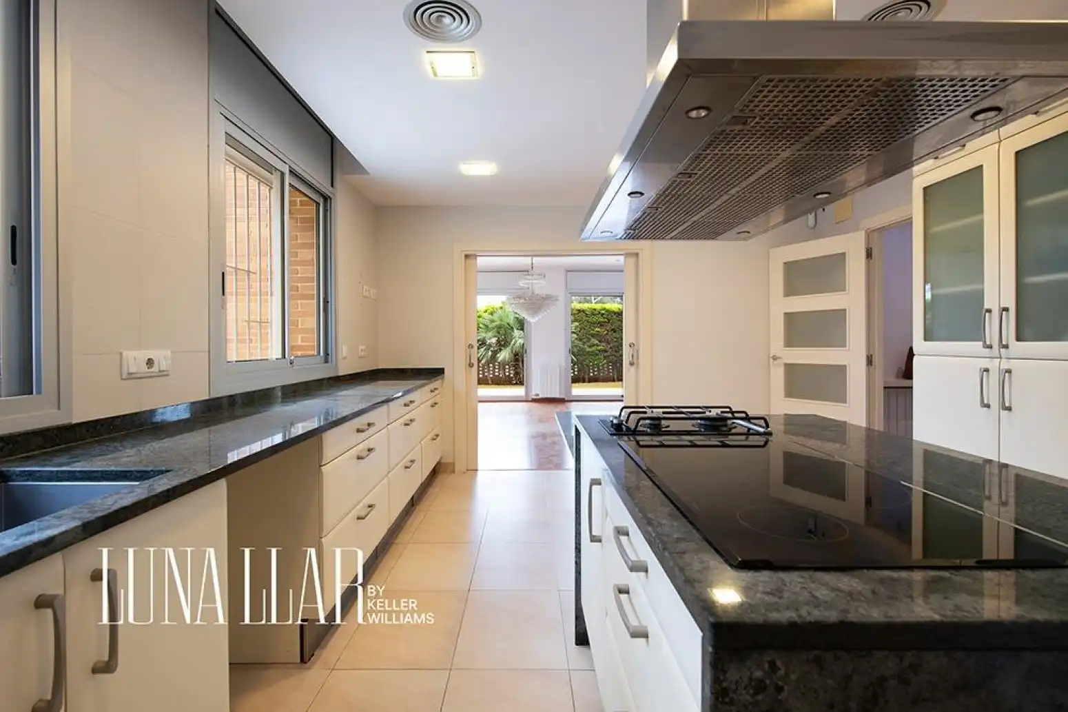 Kitchen of Houses for sale in Castelldefels  with Air Conditioner, Heating and Parquet flooring