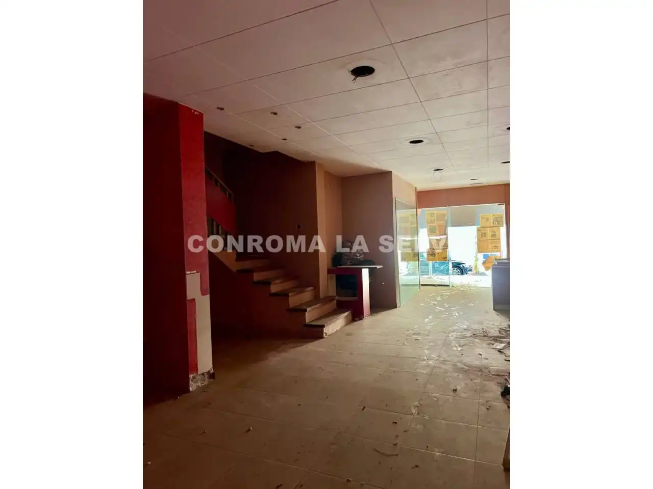 Locale commerciale in affitto a Calle Camino Ral 115, imagen 2