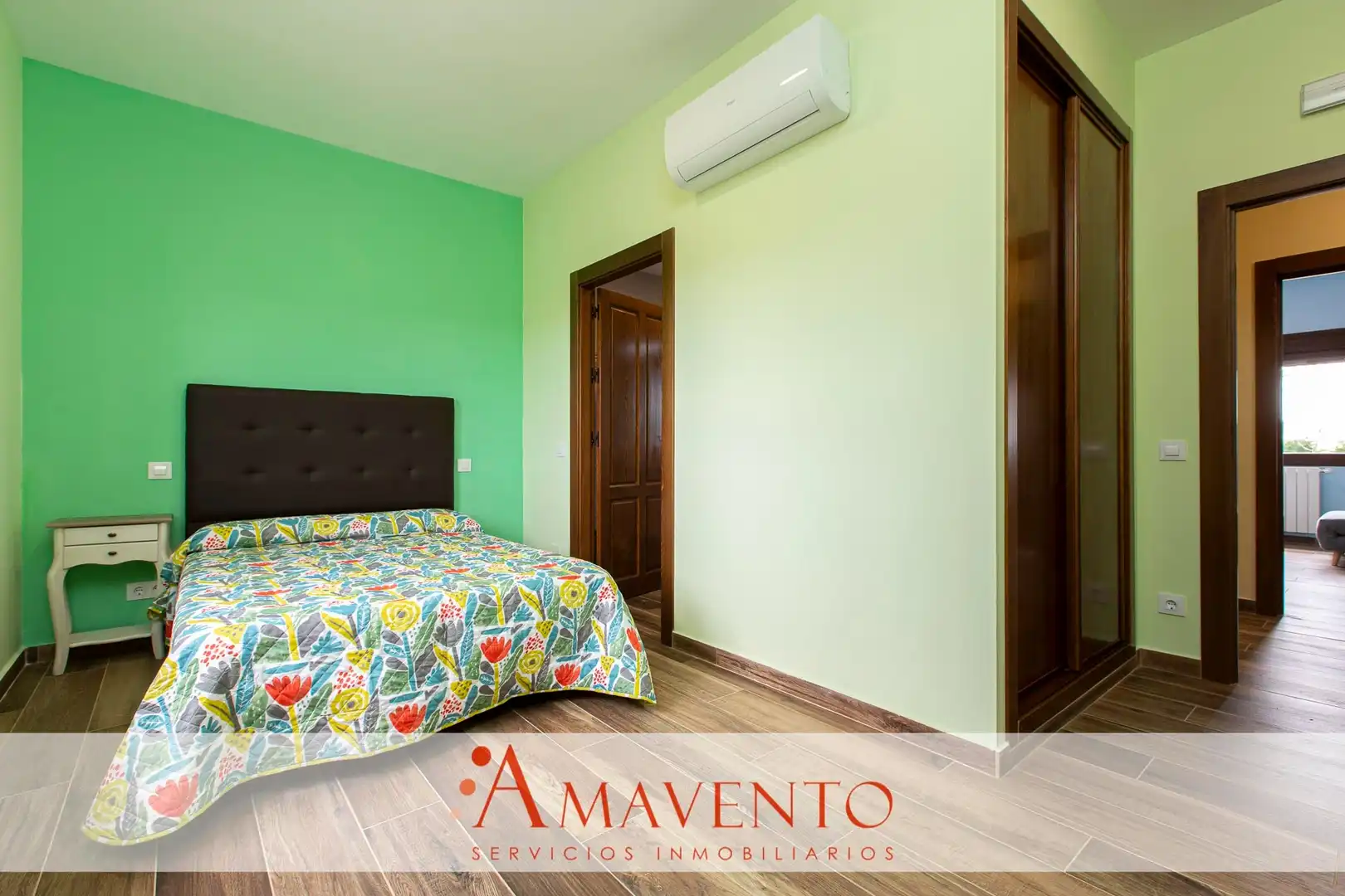 Bedroom of Country homes for sale in Talamanca de Jarama  with Air Conditioner, Heating and Private garden