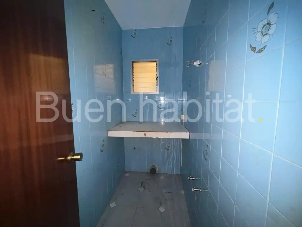 Baño de Piso en venta en Santa Bàrbara