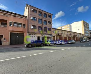 Vista exterior de Pis en venda en Alba de Tormes amb Calefacció i Parquet