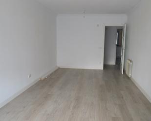 Flat for sale in Cornellà de Llobregat  with Heating, Parquet flooring and Oven