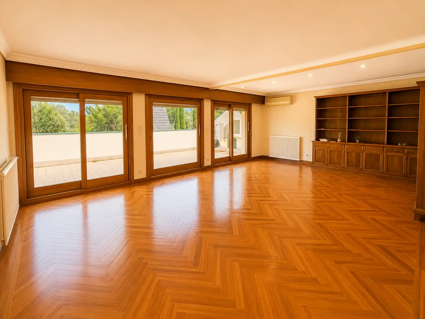Villa mit Pool zum Verkauf in Urbanización Este - Montepríncipe, imagen 24