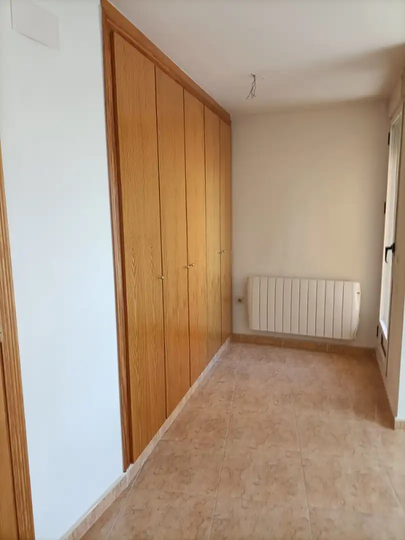 Habitación de Casa adosada en venta en Segorbe con Calefacción, Terraza y Balcón