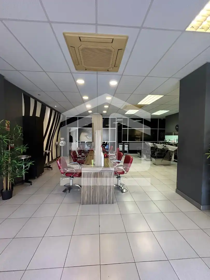 Commercial properties for rent in Granollers  with Air Conditioner and Heating
