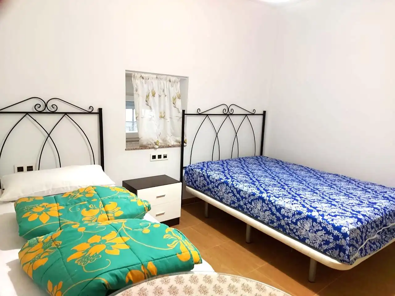 Schlafzimmer von Einfamilien-Reihenhaus zum Verkauf in Barruecopardo mit Balkon