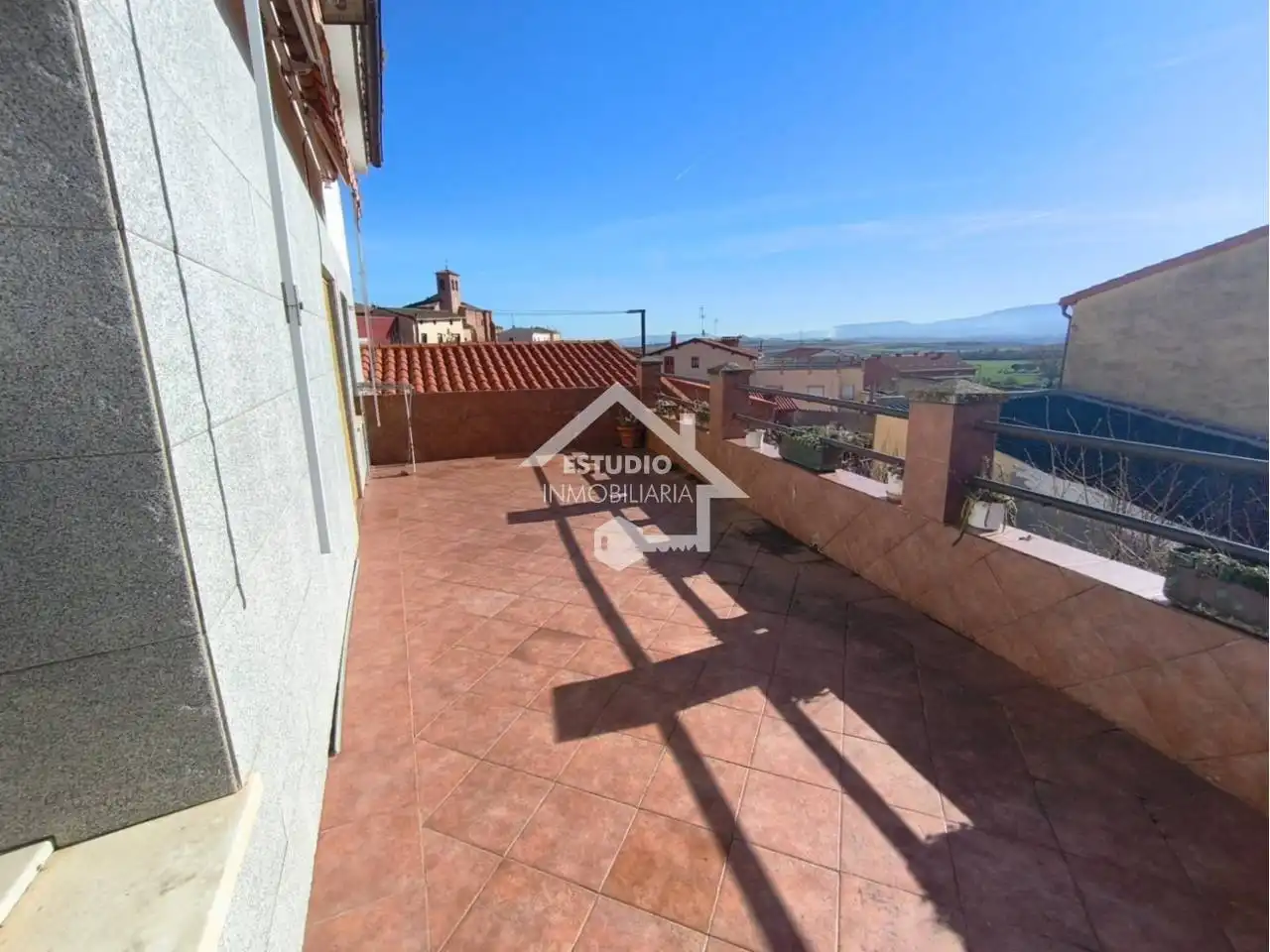 Terraza de Casa o chalet en venta en Torrecilla Sobre Alesanco con Jardín privado, Terraza y Amueblado