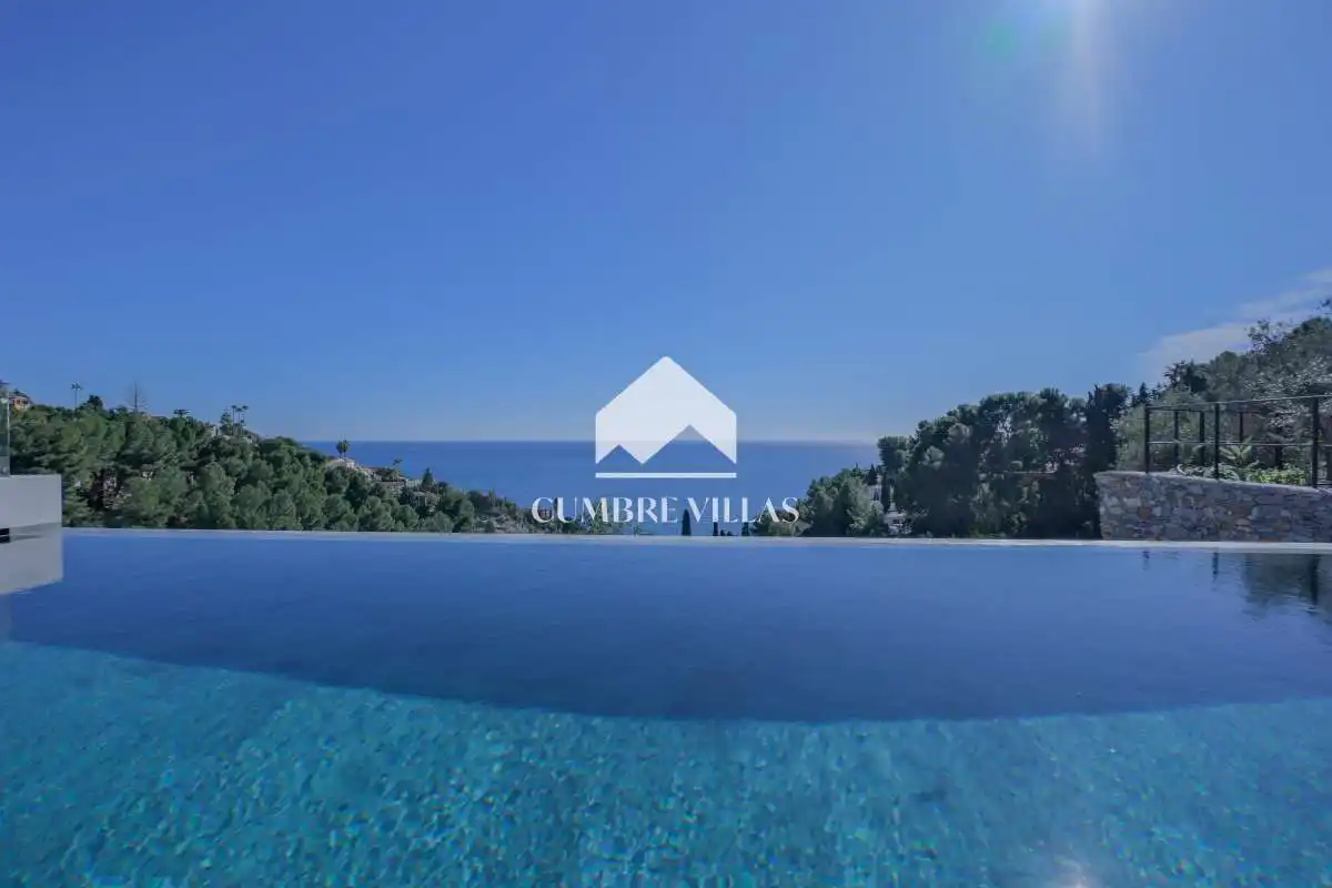 Vista exterior de Casa o chalet en venta en Almuñécar con Jardín privado y Terraza