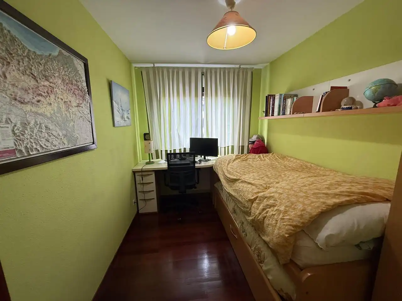 Bedroom of Flat for sale in Castro-Urdiales  with Heating, Furnished and Community pool
