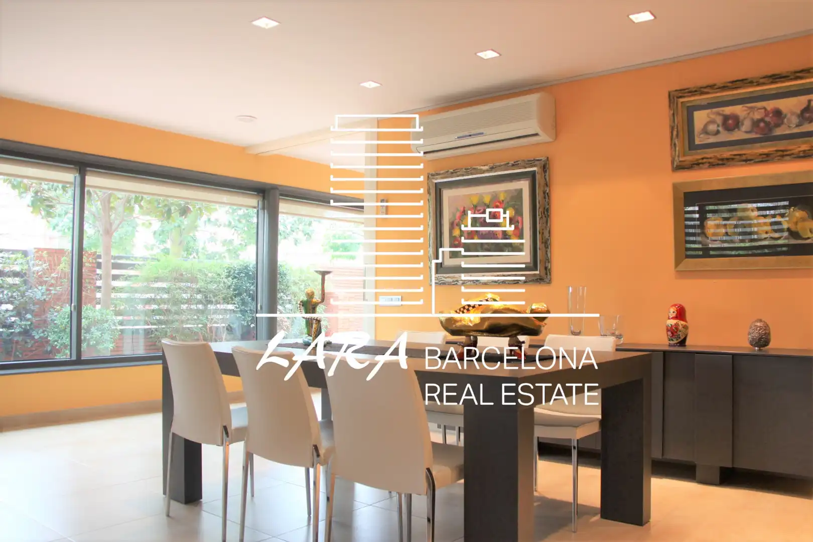 Comedor de Casa o chalet de alquiler con opción a compra en Viladecans con Aire acondicionado, Calefacción y Jardín privado