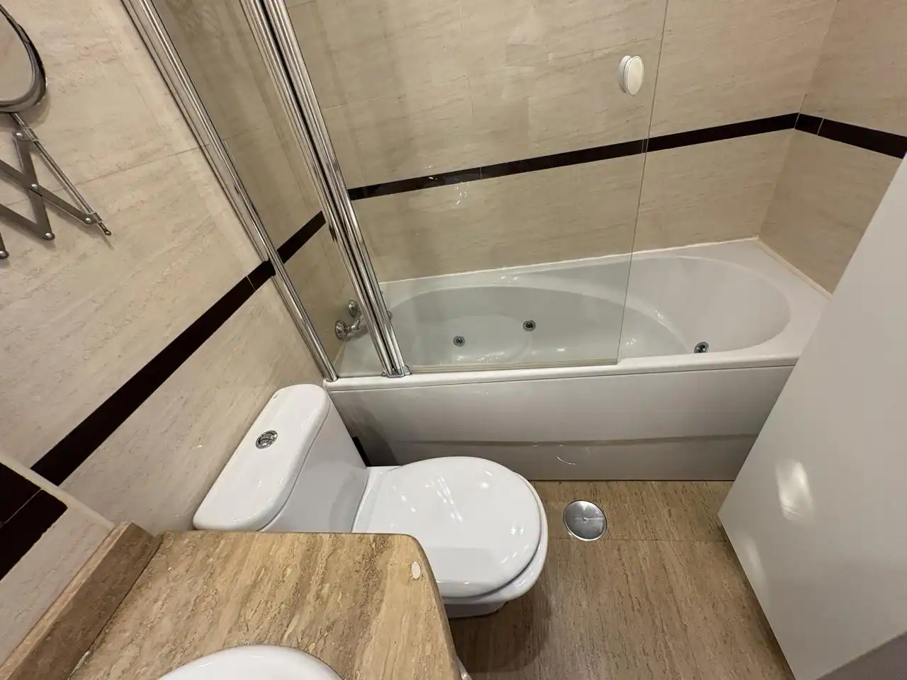 Bathroom of Study for sale in Pozuelo de Alarcón  with Air Conditioner and Heating