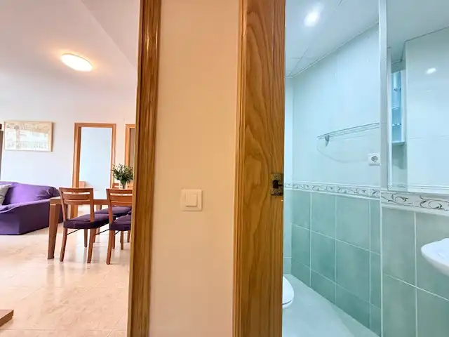 Baño de Piso en venta en Castellón de la Plana / Castelló de la Plana con Aire acondicionado